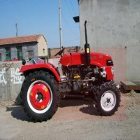 單缸四輪拖拉機(jī) 18馬力 柴油機(jī) 農(nóng)用小四輪 配有輸出軸